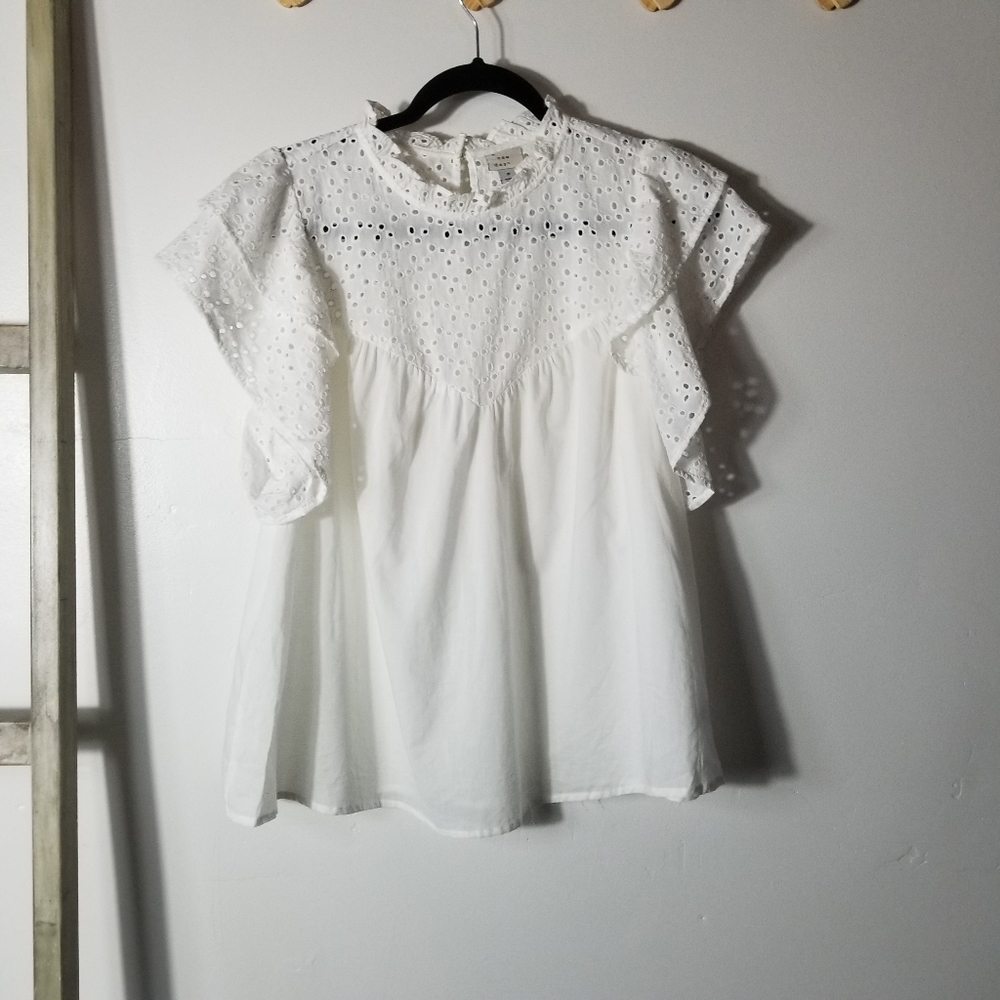 A NEW DAY WOMEN'S WHITE EYELET RUFFED SLEEVE BLOUSE SIZE MEDIUM